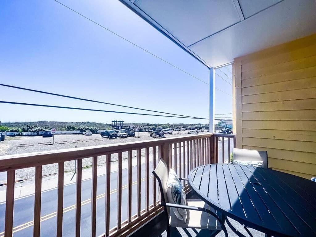 Beach Harbour 17 At The Cb Boardwalk Walk To Everything! Carolina Beach Extérieur photo