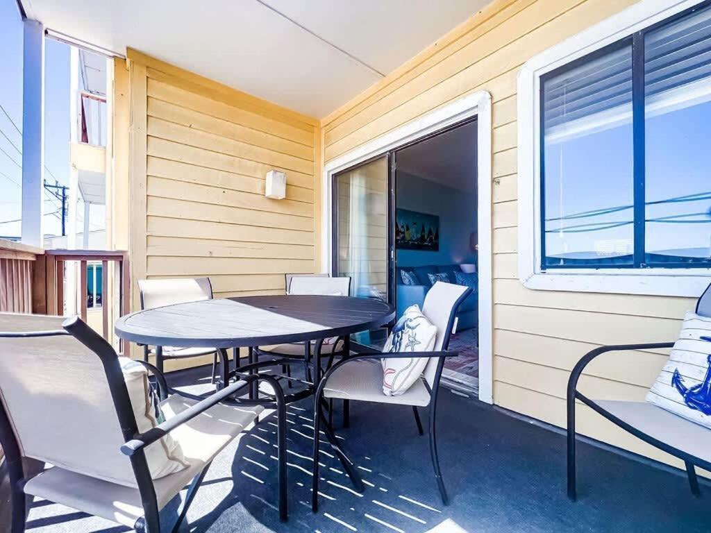 Beach Harbour 17 At The Cb Boardwalk Walk To Everything! Carolina Beach Extérieur photo